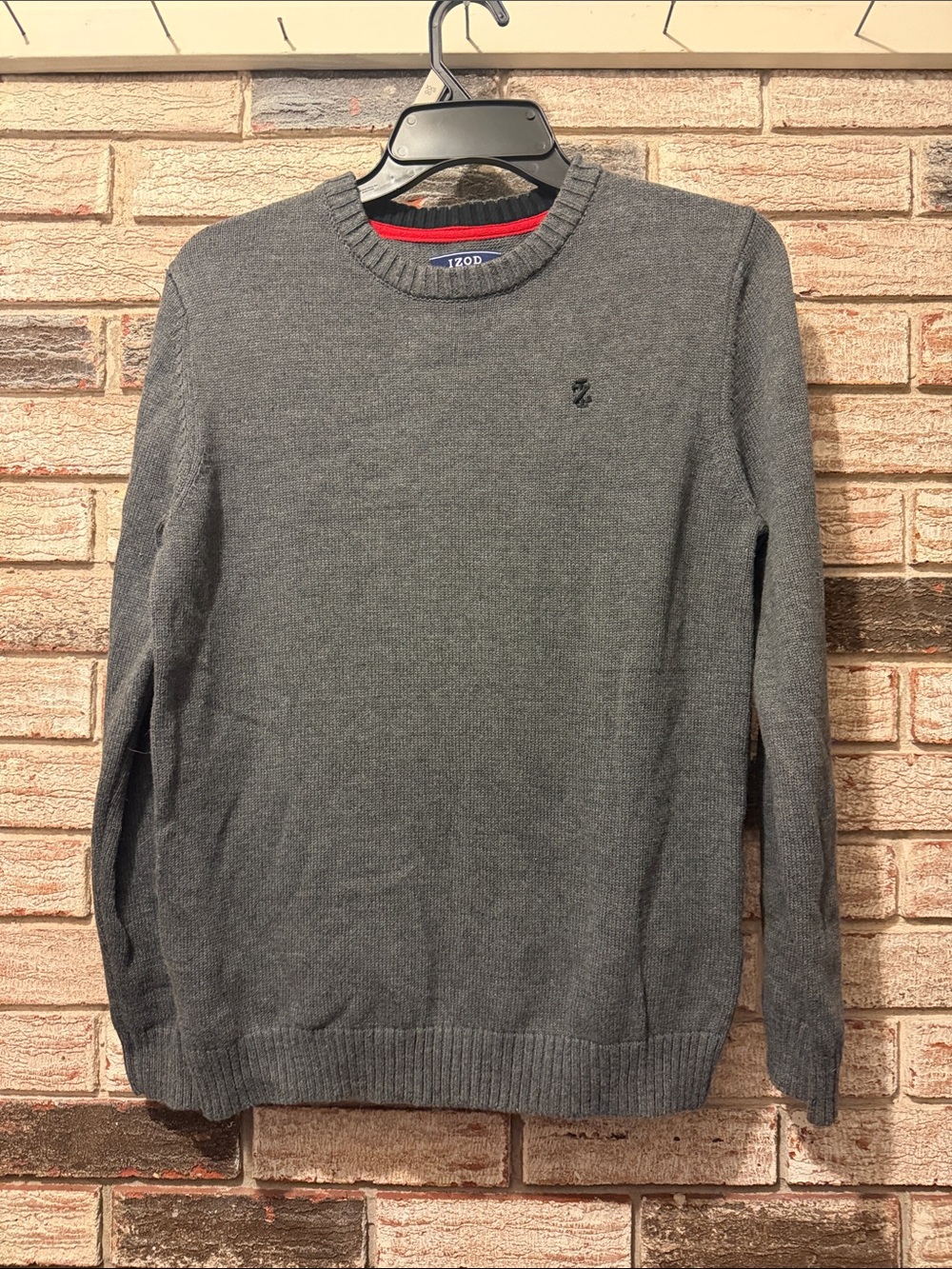 Izod Men's Charcoal Gray Crewneck Sweater with Subtle Logo